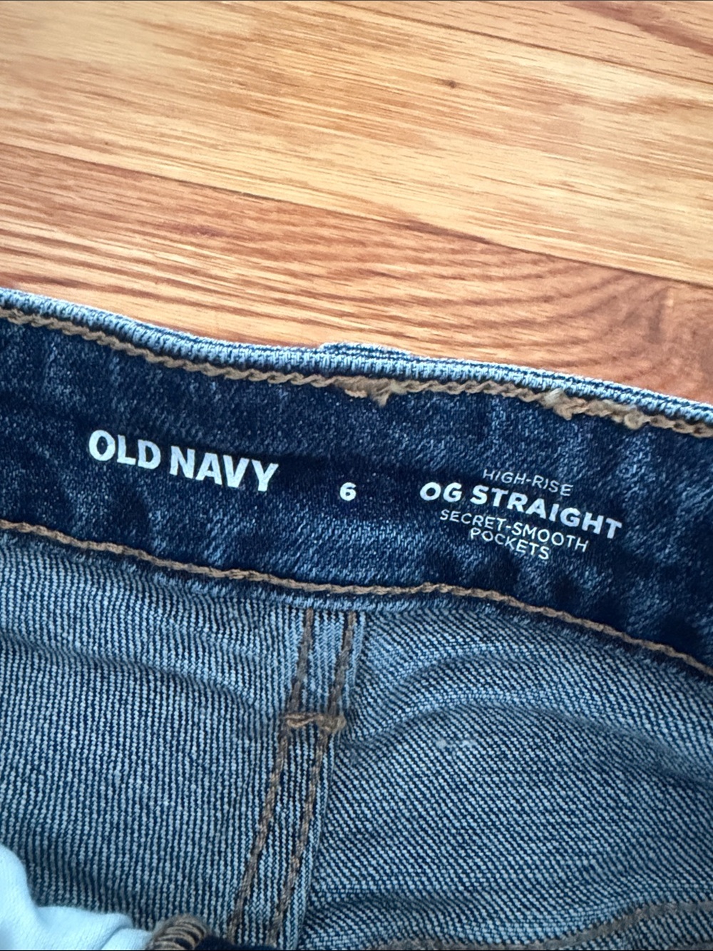 Old Navy Distressed High Rise OG Straight Blue Denim Shorts - Picture 2 of 3